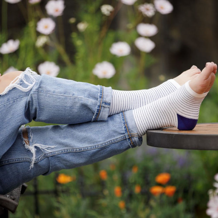 20-30 mmHg: Pinstripe (Open Toe Cotton Compression Socks)