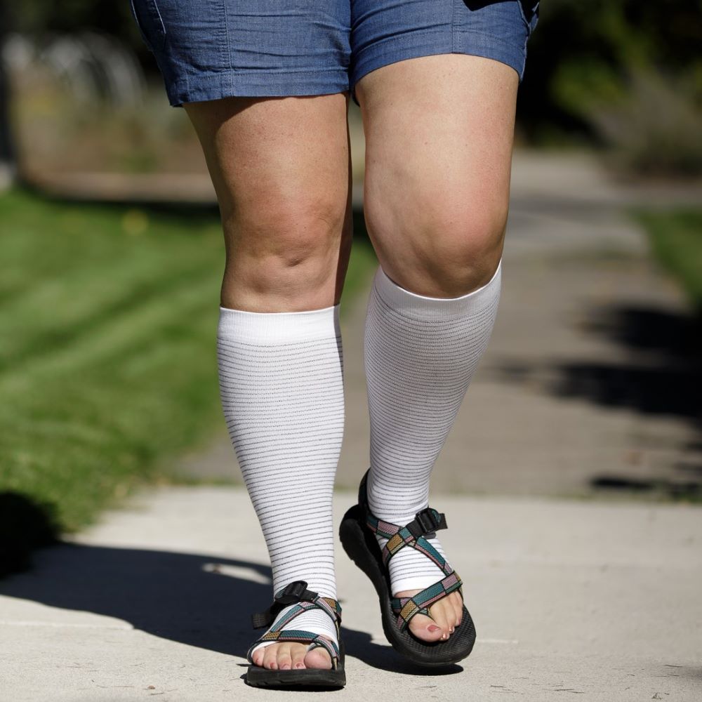 20-30 mmHg: Pinstripe (Open Toe Cotton Compression Socks)