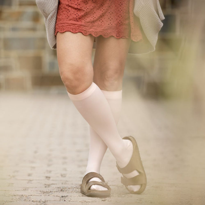 Solid (Moisture-Wick Nylon Compression Socks)