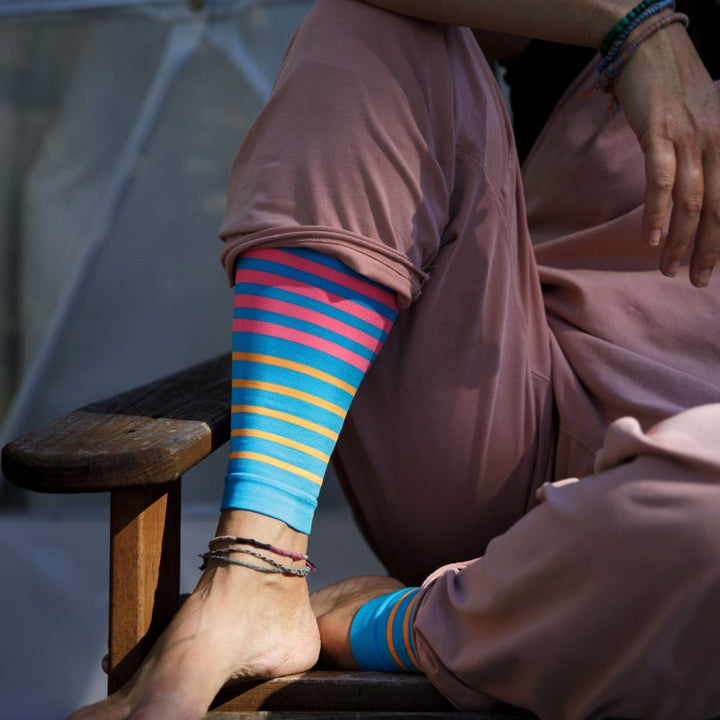 15-20 mmHg: Compression Leg Sleeves - Falling Stripe (Nylon)