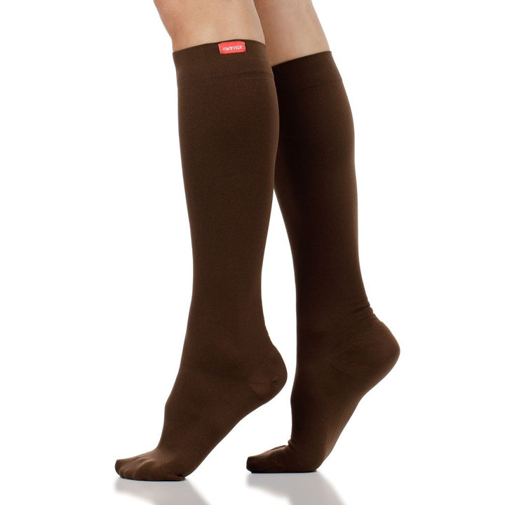 Solid (Moisture-Wick Nylon Compression Socks)